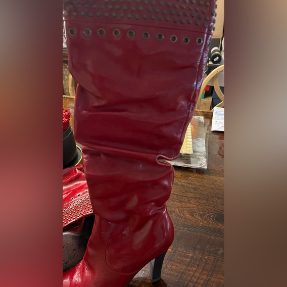 Red Studded Knee-High Boots - Picture 4 of 6